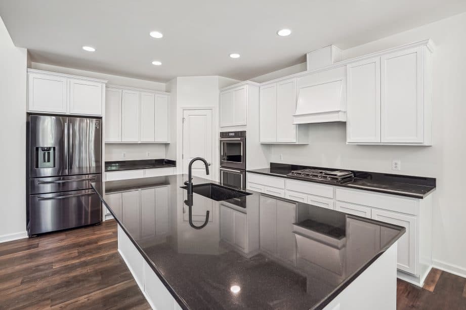 The Christal photo 5