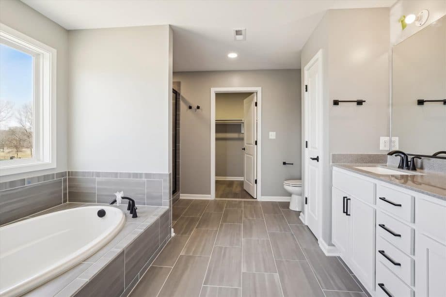 The Lunenburg - photo 9